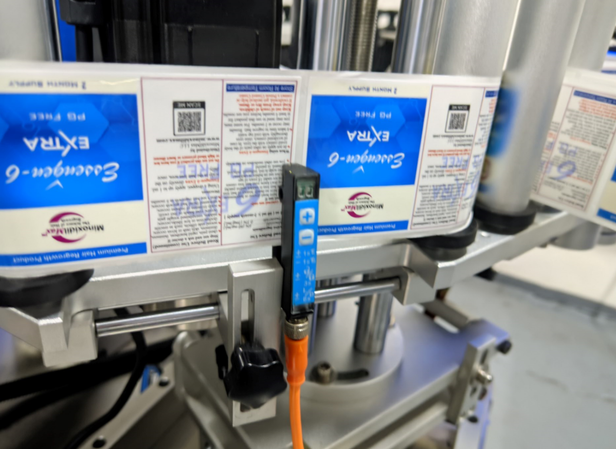 SKYONE-0077S Double Side Automatic Labeling Machine